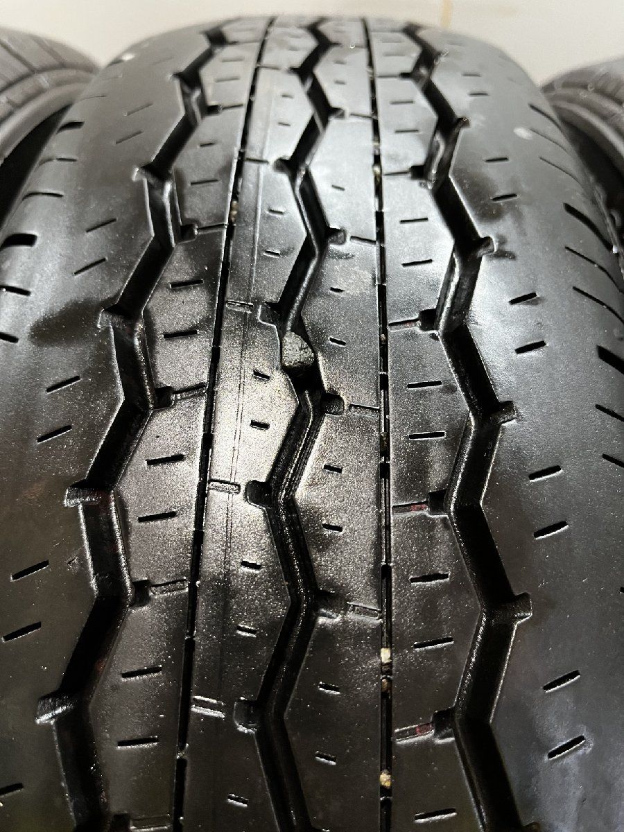 15インチ ECOPIA タイヤ付きホイールセット ハイエース 新車外し 新車外し☆トヨタ ハイエース 純正 鉄 195/80R15 107/105L