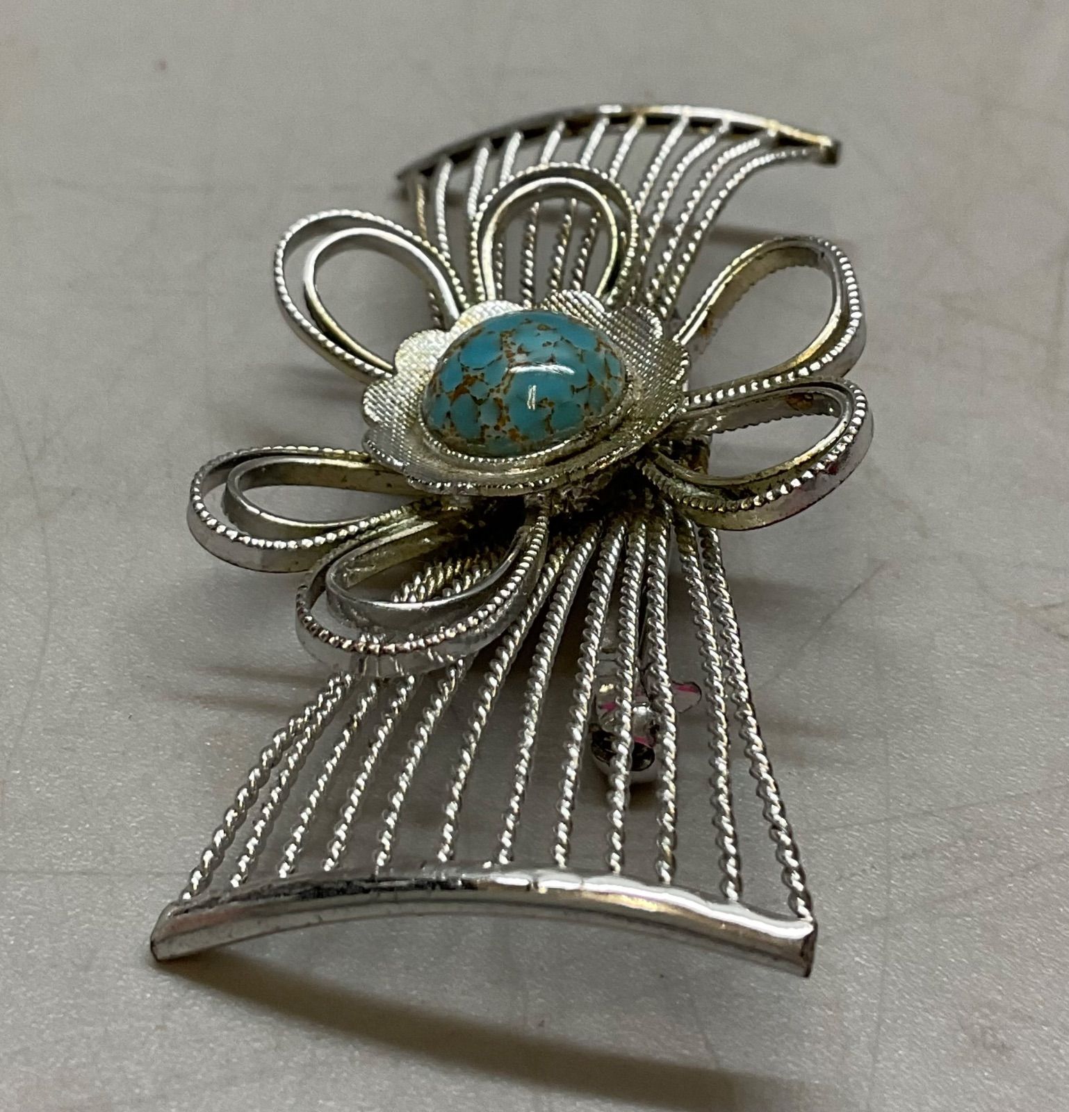 ヴィンテージ シルバー ブローチ 古き良きアンティークジュエリー ヴィンテージ シルバー パール石