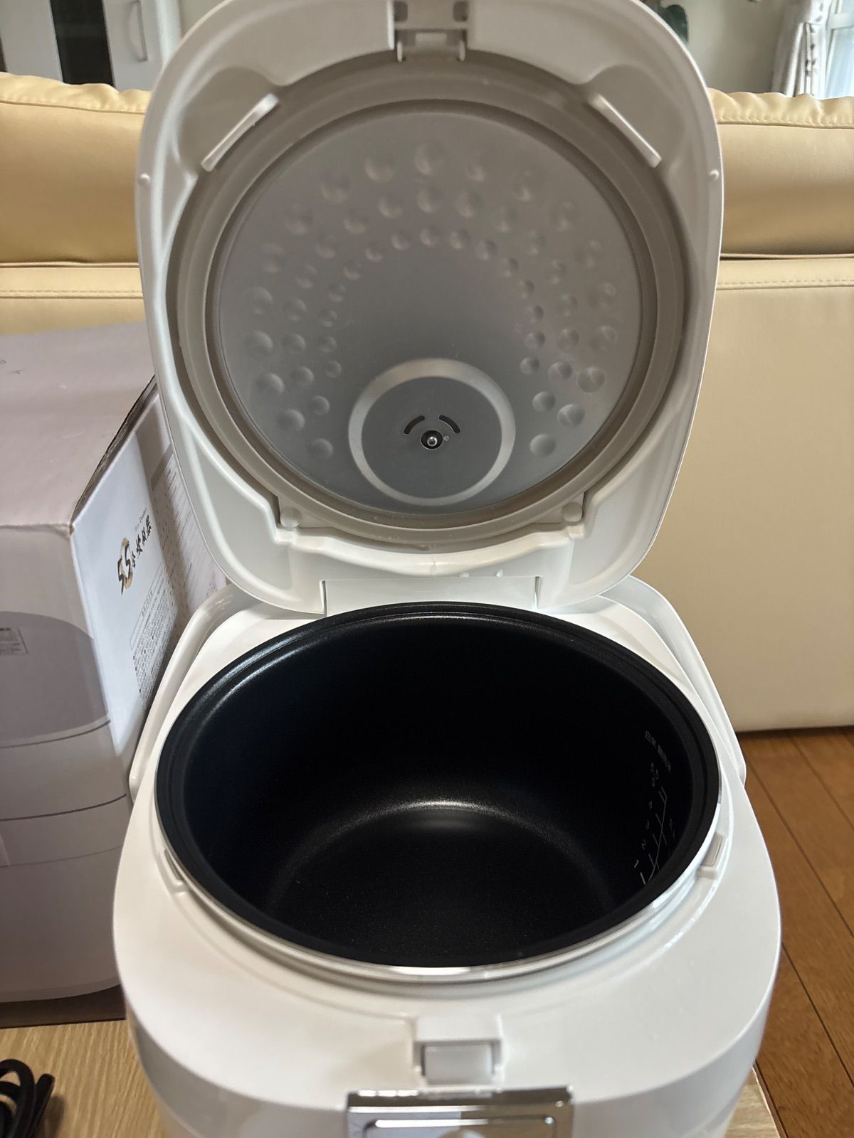 【新品 LUXSI 炊飯器 】5.5合 ホワイト 多機能モデル ケーキOK 新品 LUXSI 炊飯器 】5.5合 ホワイト 多機能モデル ケーキOK
