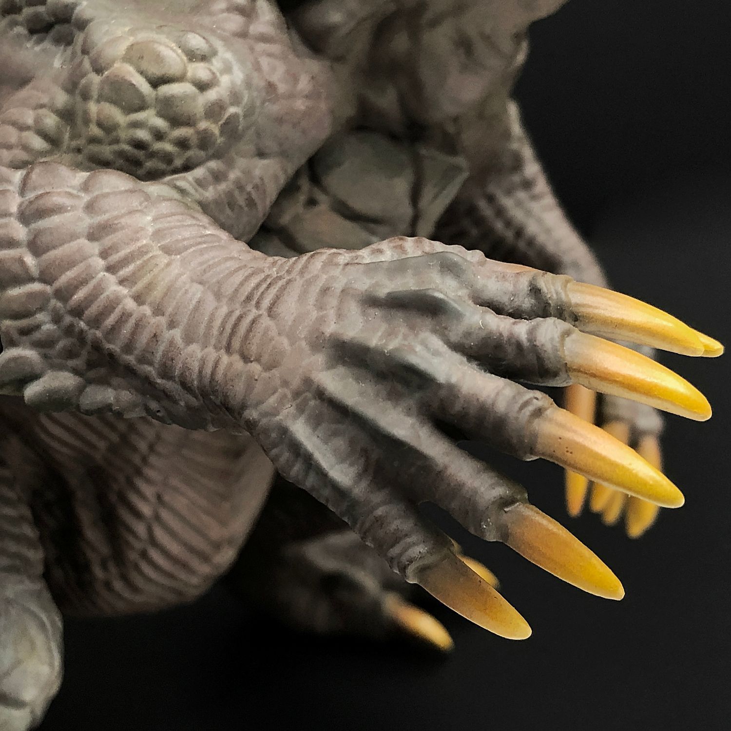 キット完成品 ネロンガ シン・ウルトラマン メガソフビキット 海洋堂