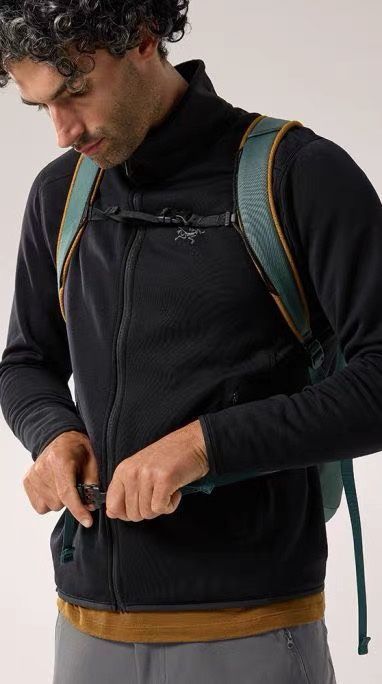 新品 アークテリクス ARC'TERYX アウトドア コンピューター バックパック ショルダーバッグ マンティス 26Ｌ