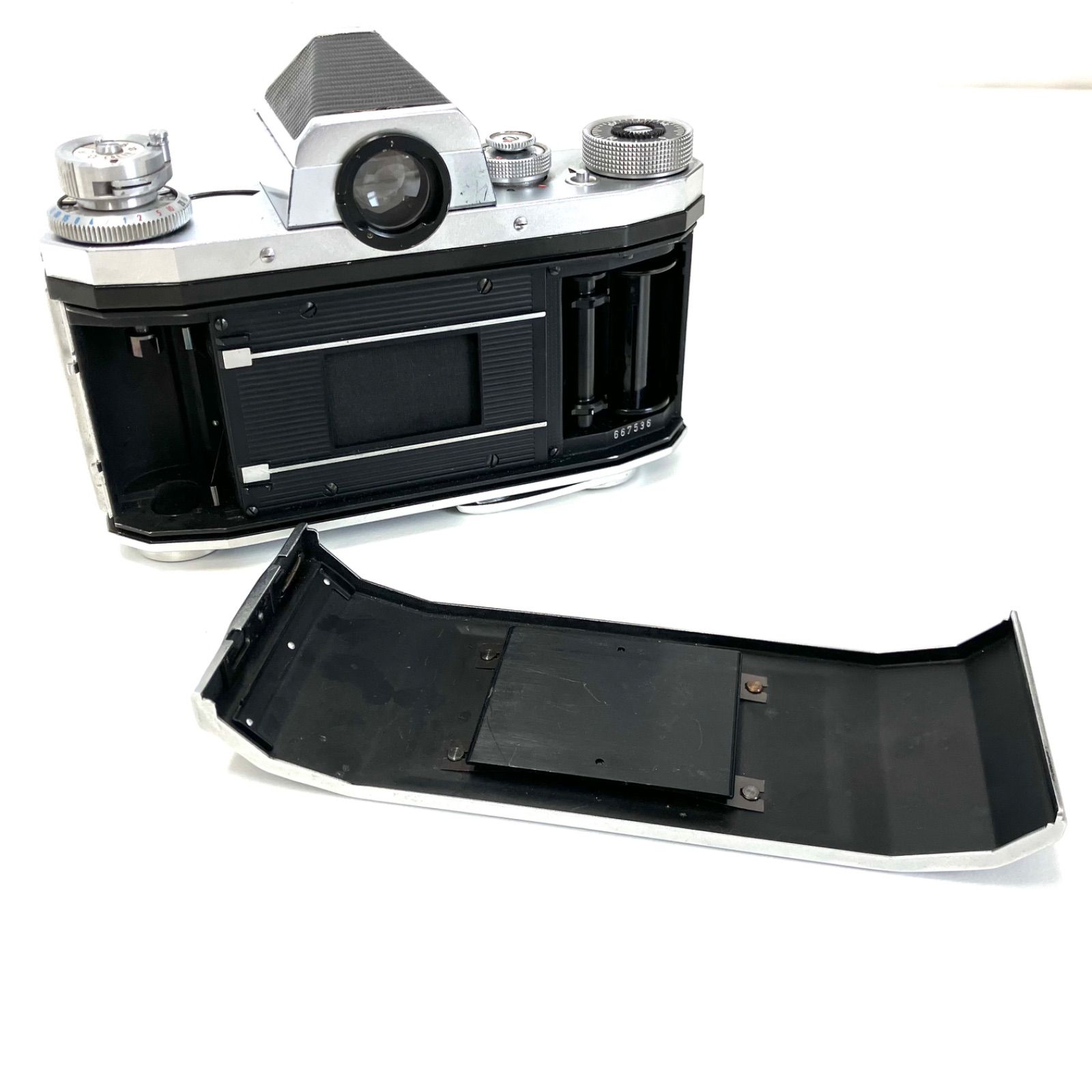 希少品！動作品★PRAKTICAカメラ★プラクチカ BC3 ボディ＋レンズ 627924】 praktica IV FB プラクチカIV ボディのみ 外観美品