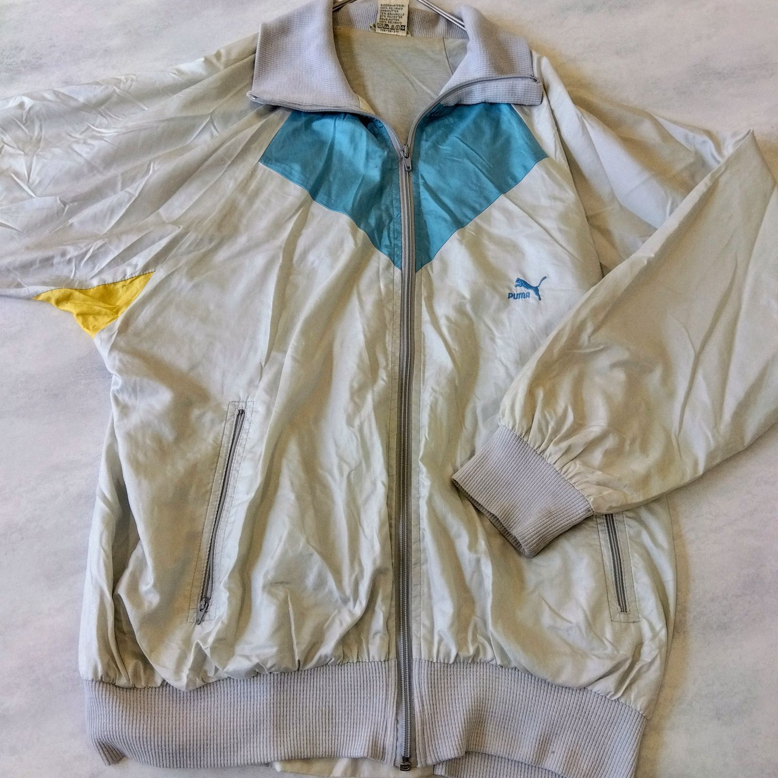超希少　80s puma トラックジャケット　グレー 80s puma プーマ ロゴ刺繍 デザイン トラックジャケット