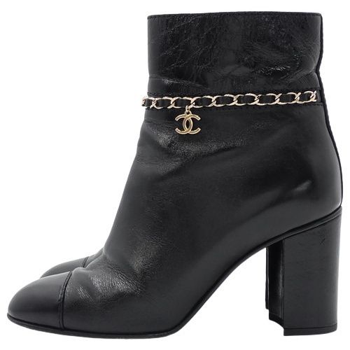 CHANEL シャネル