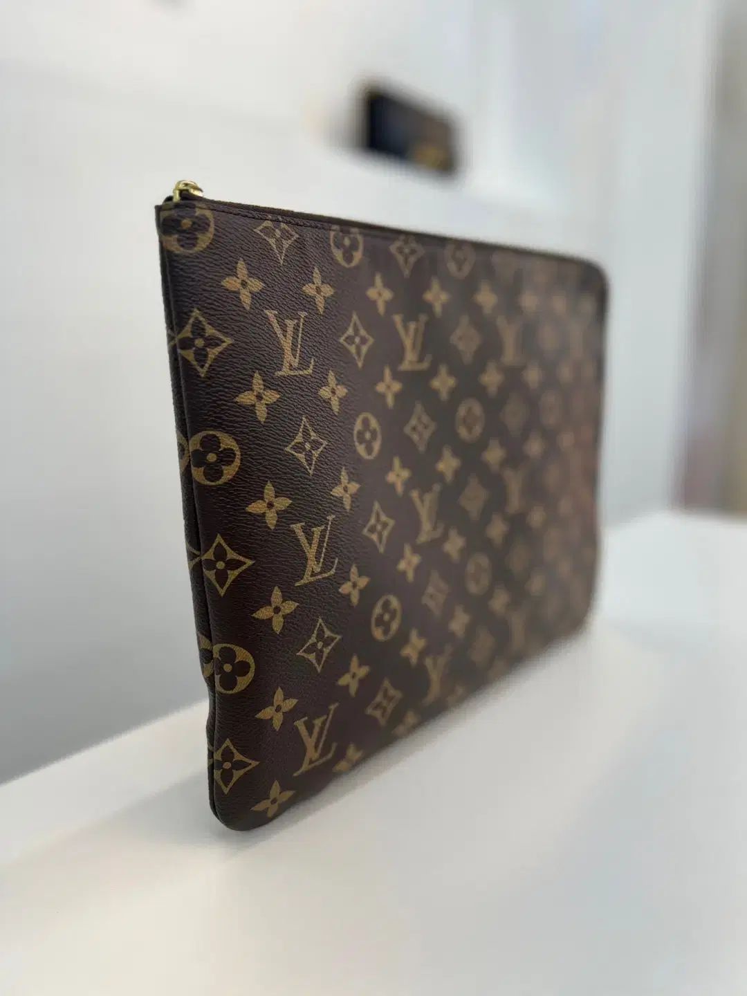 蔚山支店 Louis