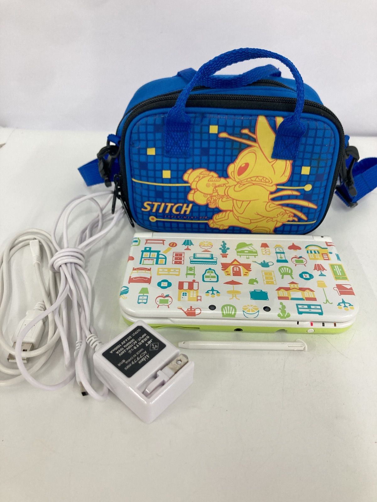 通電 済み Newニンテンドー3DS LL どうぶつの森 ハッピーホームデザイナー パック 充電器 ポーチ ゲーム機本体 2