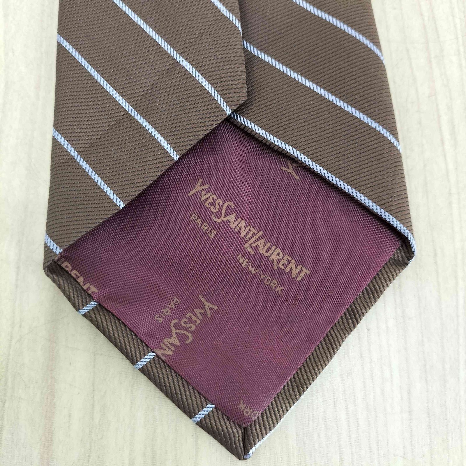 イヴサンローラン Yves Saint Laurent ロゴ刺繍シルクネクタイ