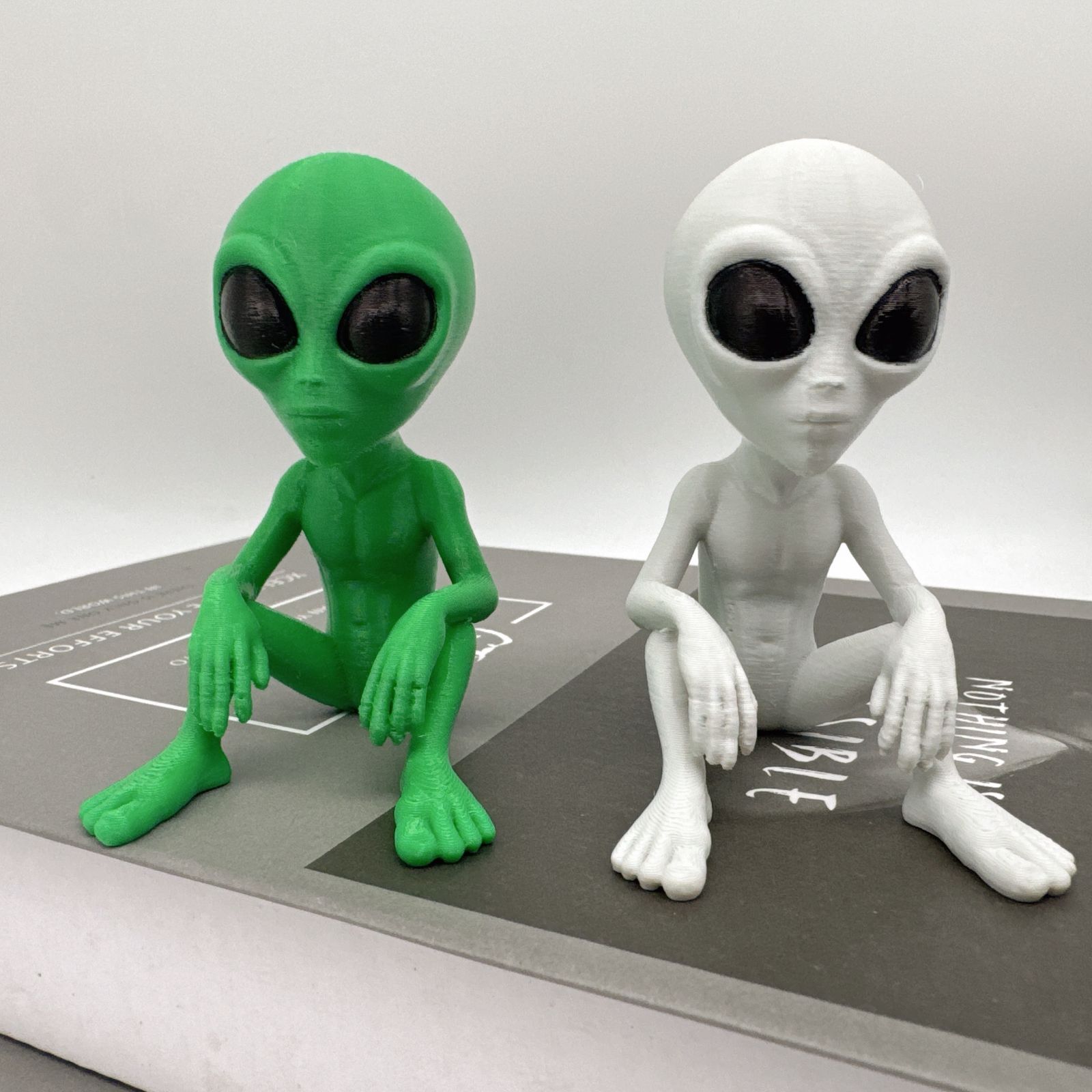 宇宙人 フィギュア U-TREASURE 純金ミニフィギュア メトロン星人 – TSUBURAYA STORE