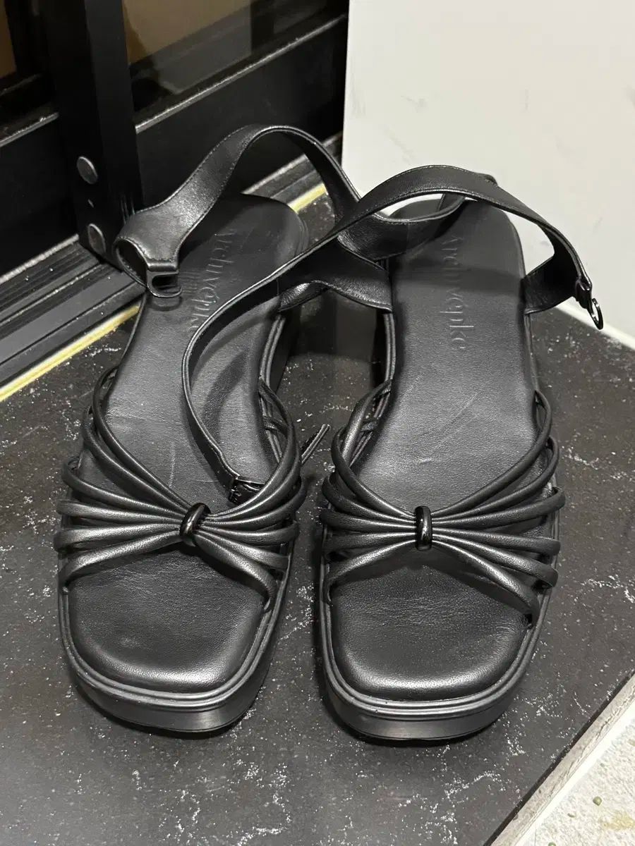 ☆すぐに売り切れ☆人気☆ラブ ボウ サンダル/Archivepke☆ CAYL X Archivepke] / ☆ vibram sneakers / black (CAYL