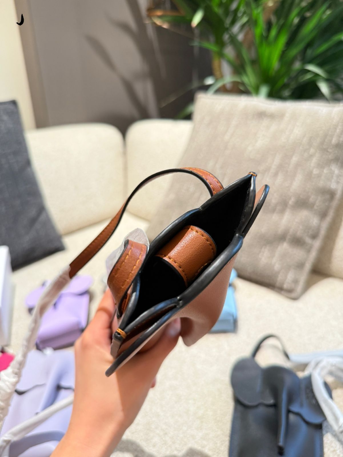 今日 Loewe