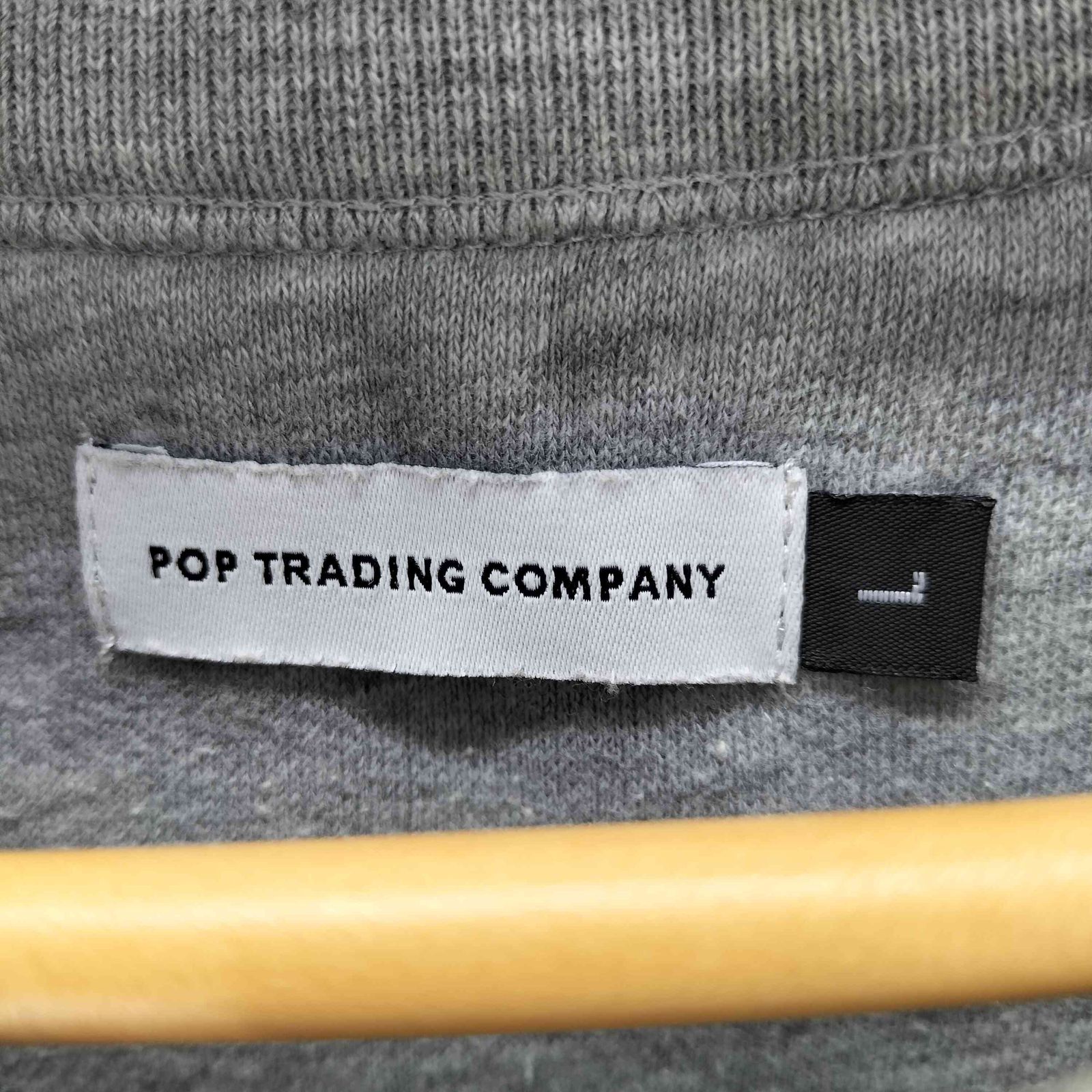 ポップトレーディングカンパニー POP TRADING COMPANY OLIVE CREW NECK SWEAT  メンズ JPN：L 