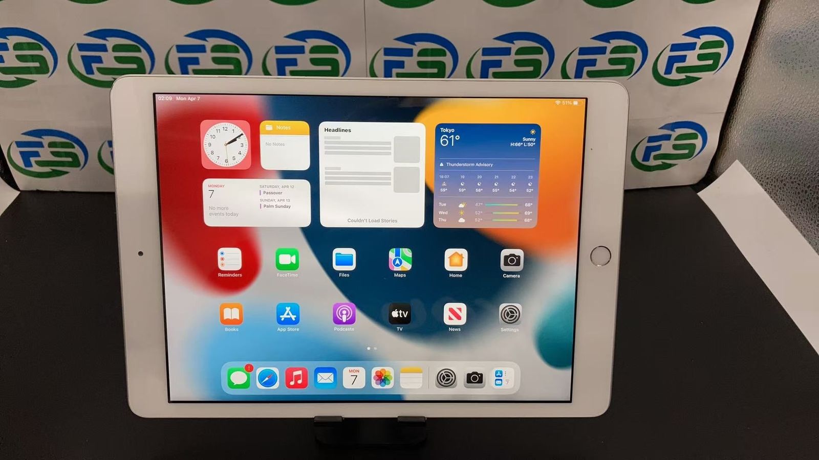 iPad 第7世代 32GB シルバー バッテリー95% おまけ付き 送料無料 iPad 第7世代 32GB シルバー バッテリー95% おまけ付き 送料無料