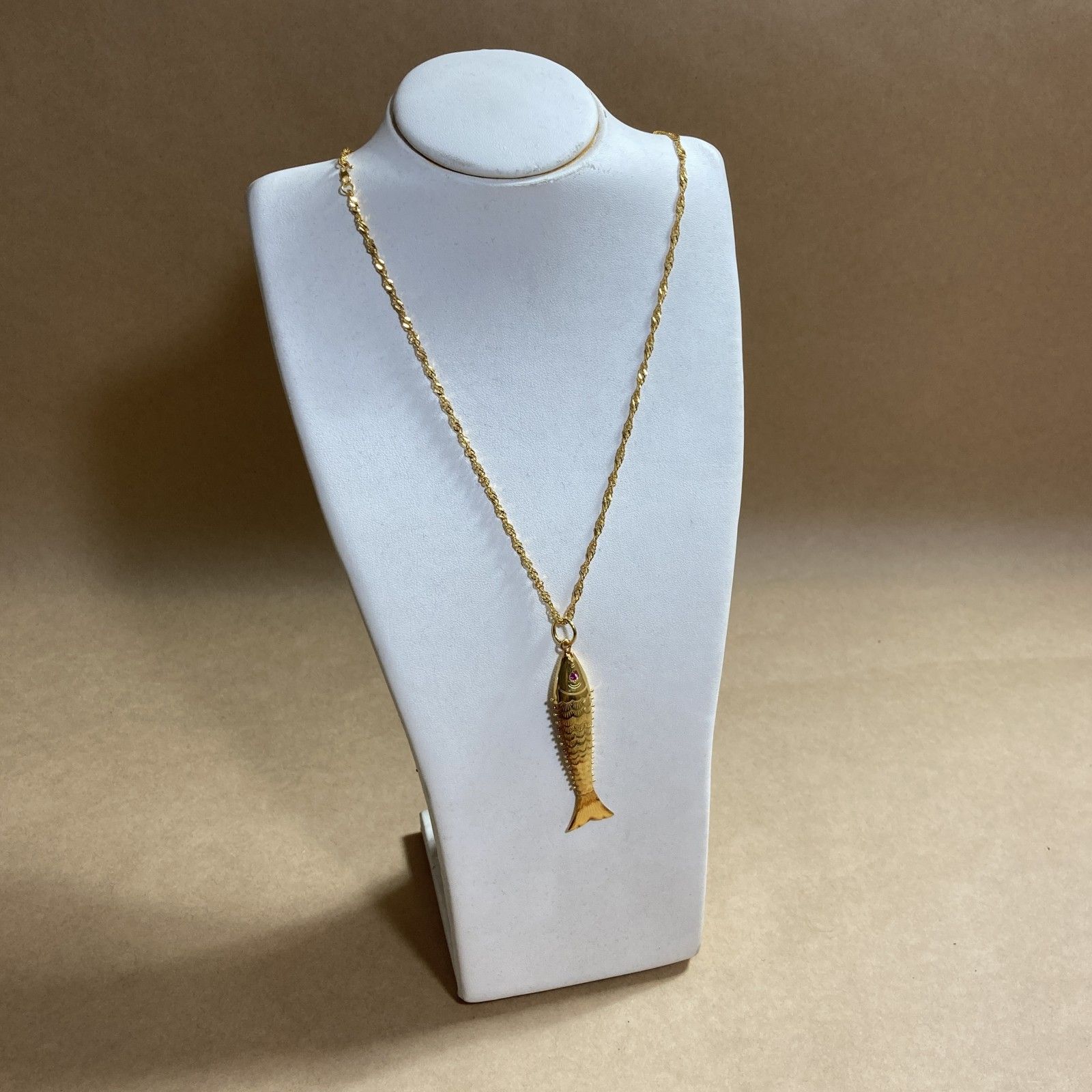 ☆ 916刻印/22K刻印 22金 ゴールドツイストチェーンネックレス