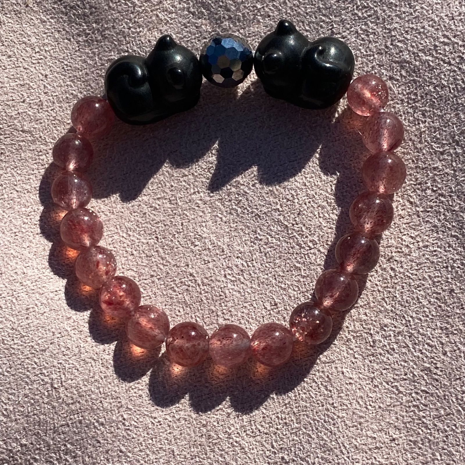 145006 テラヘルツで遊ぶオブシディアン伏せ猫のストロベリークォーツ