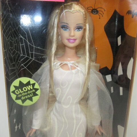 ２００４年☆Barbie☆バービー☆Boo-tiful Halloween Barbie 