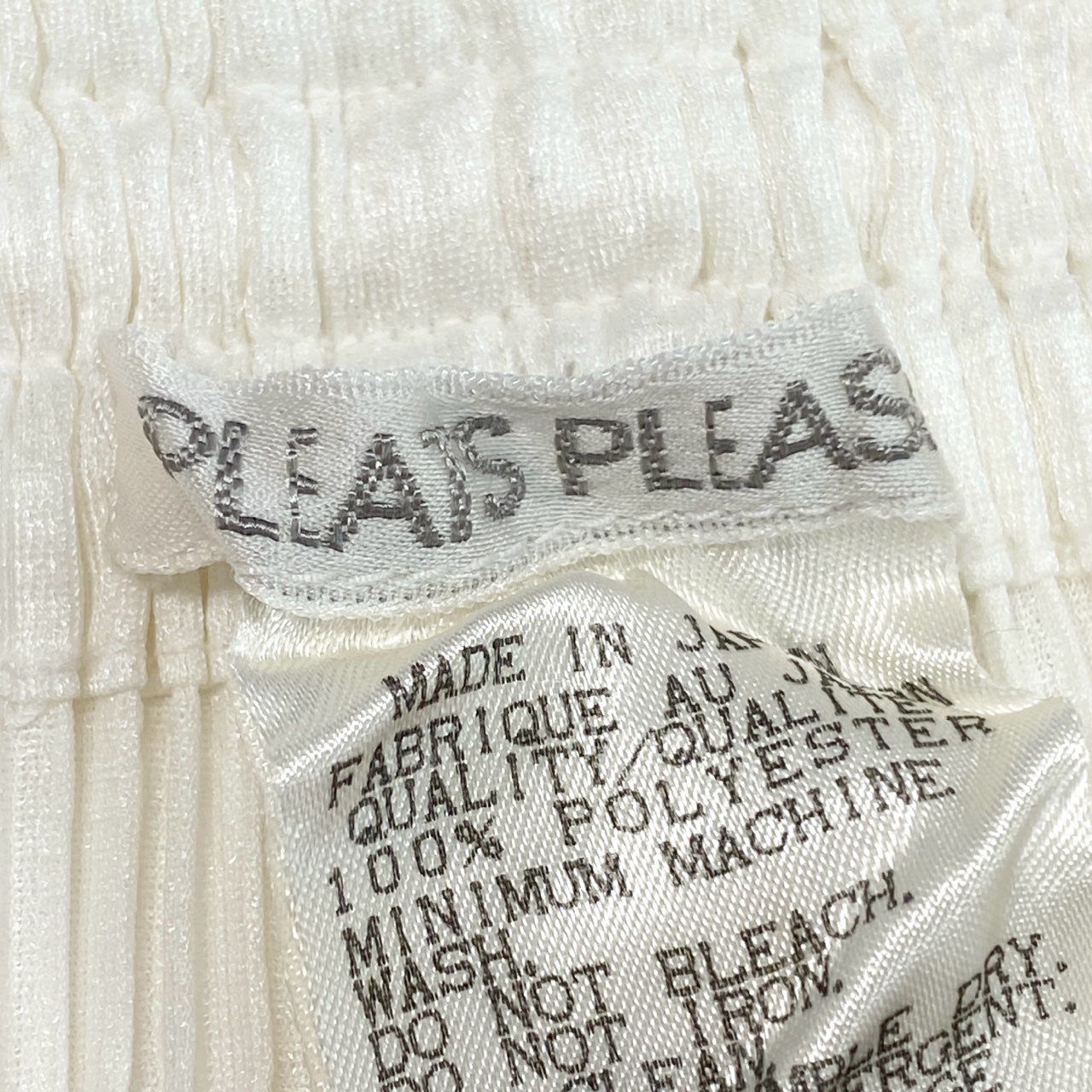 プリーツパンツ スラックス