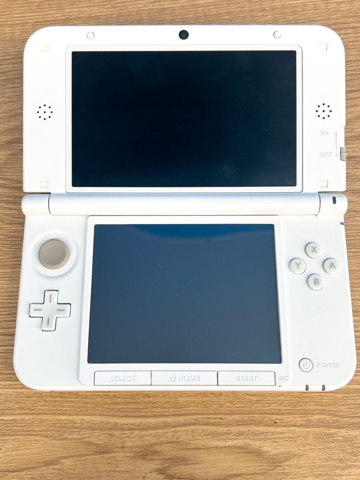 3DS 本体　ホワイト　妖怪ウォッチ　純正タッチペン＆充電器　ニンテンドー 3DS 本体 ホワイト 妖怪ウォッチ 純正タッチペン＆充電器