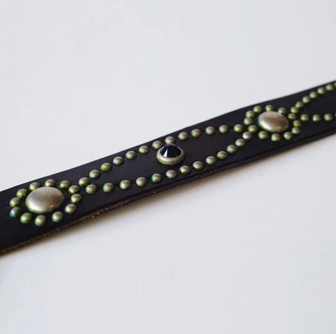 ウルフズヘッド　スタッズベルト　32 ゴローズ　キムタク ウルフズヘッド スタッズベルト 32 ゴローズ キムタク - メルカリ