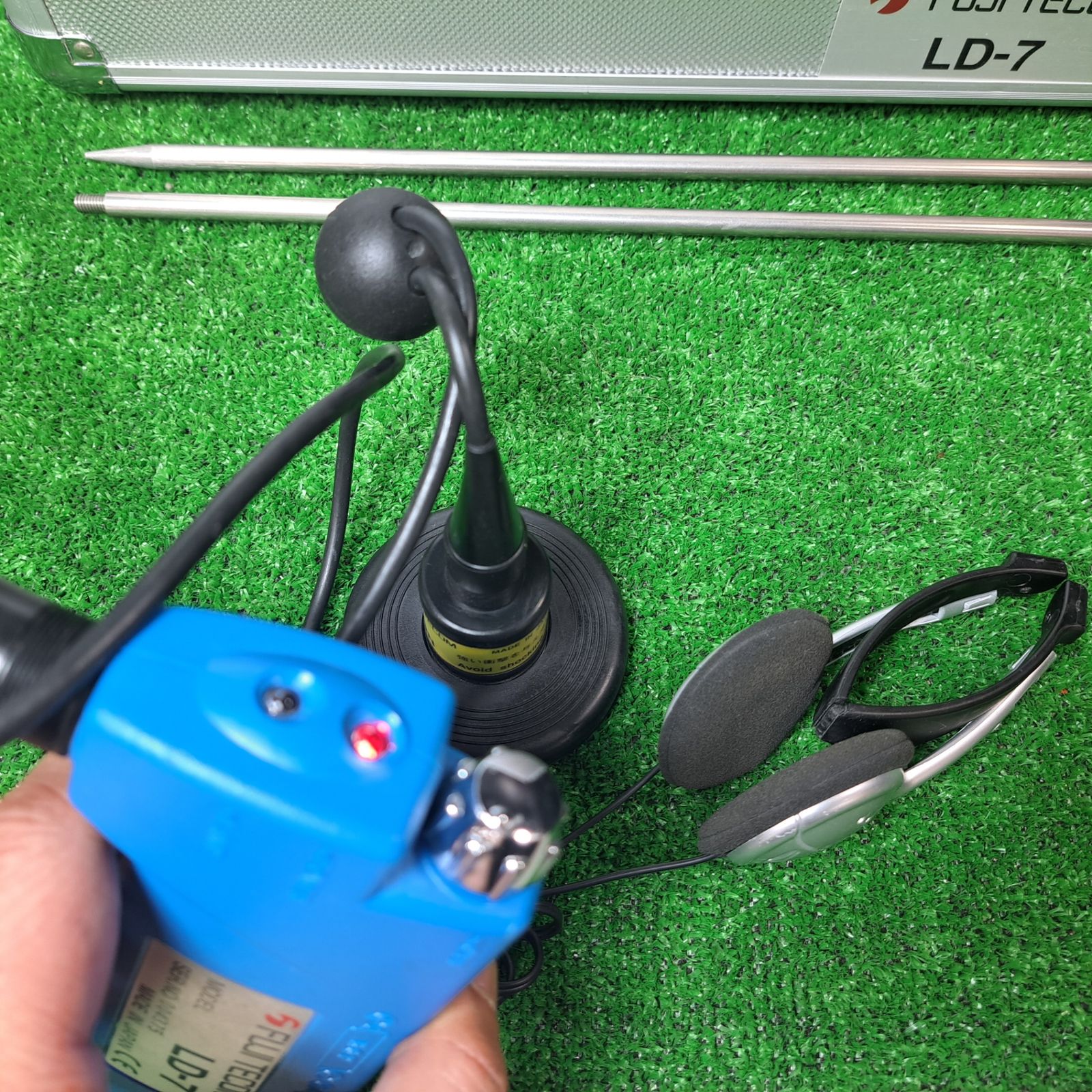 フジテコム(FUJI TECOM) 漏水探知器 LD-7 感振棒付き 路面音聴 弁栓音