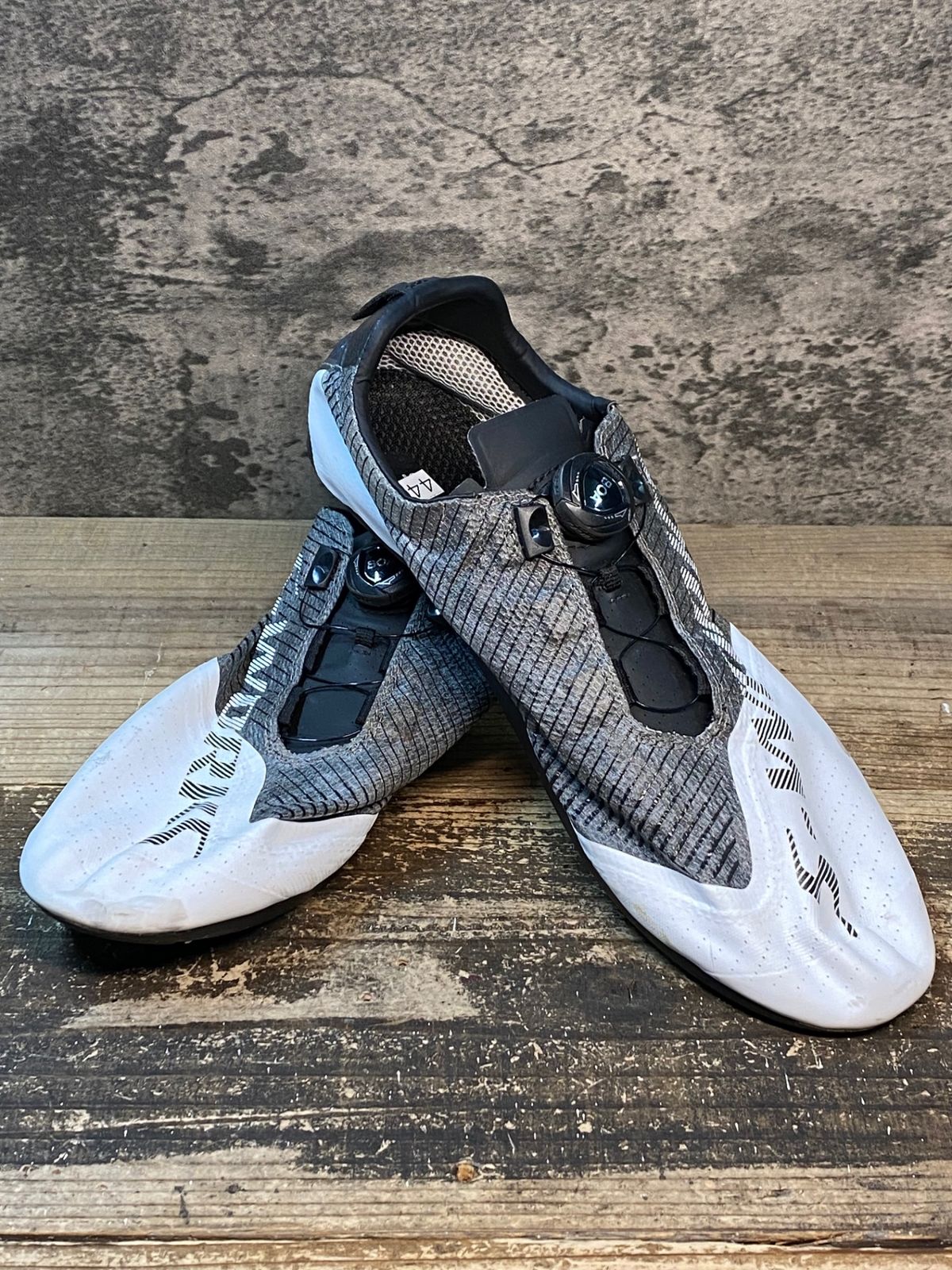 IY434 スペシャライズド SPECIALIZED エスワークス S-WORKS EXOS ビンディングシューズ 白 EU44