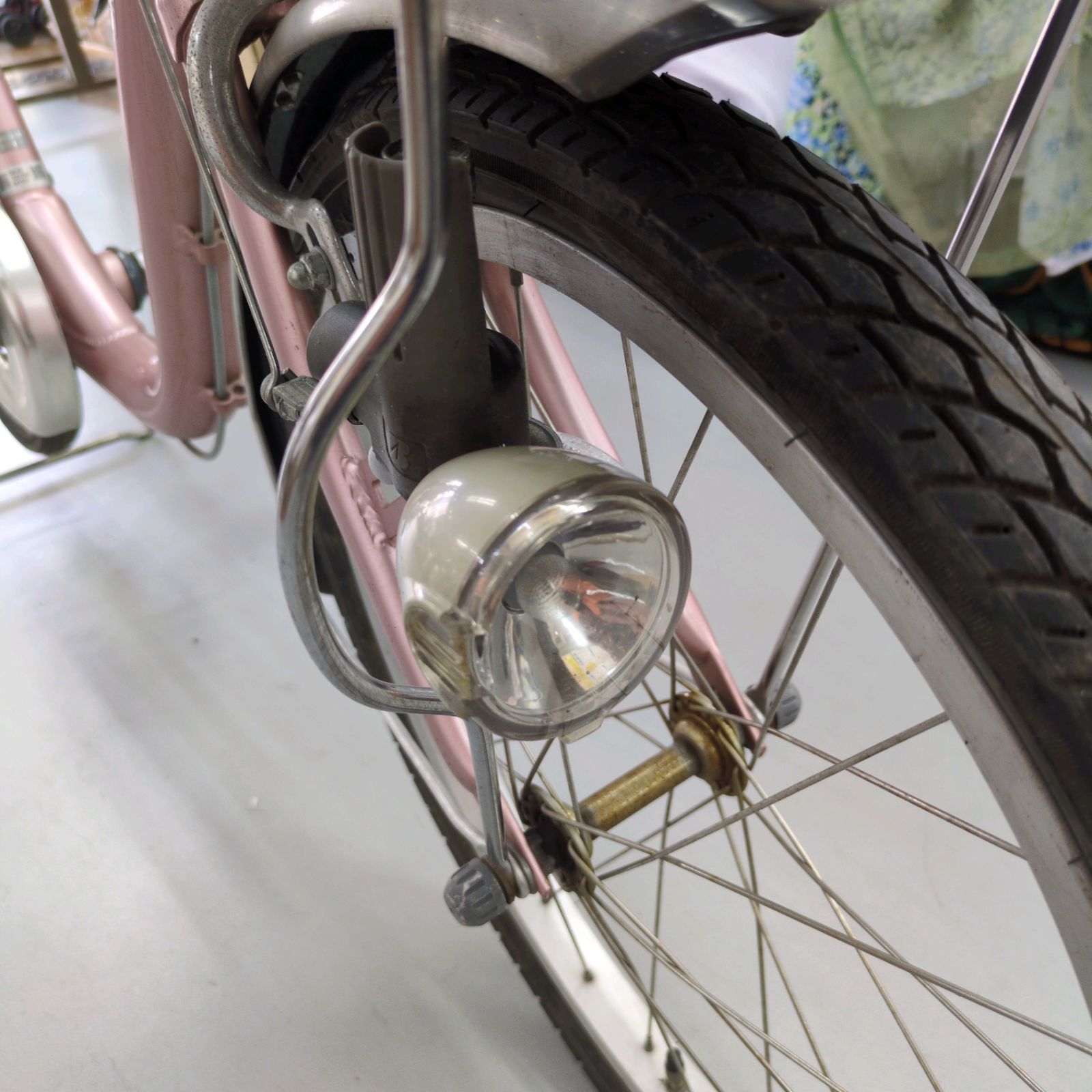 J266 ☆サビキズ使用感☆普通自転車☆BRIDGESTONE☆ダイナモ☆20インチ 