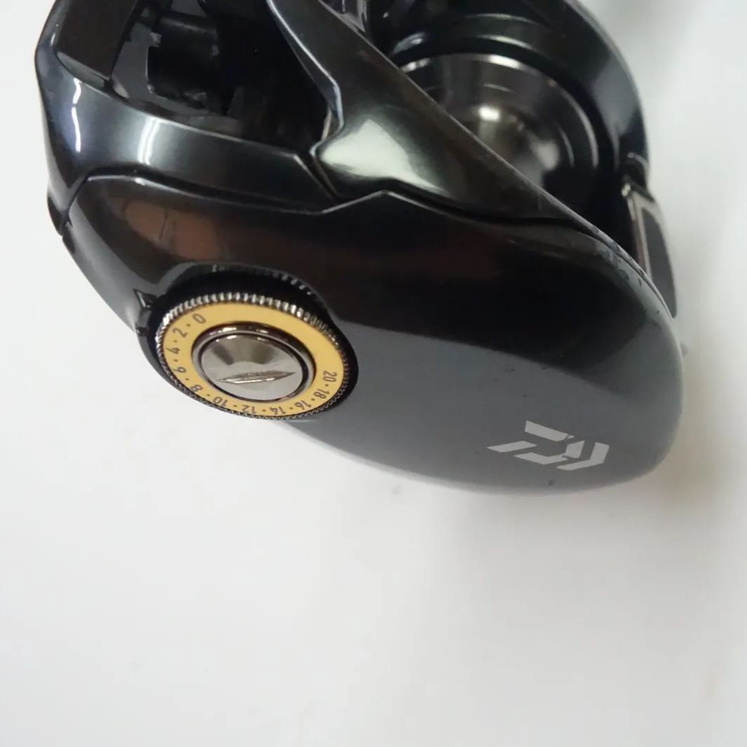 ダイワ タトゥーラ SV TW 6.3 ダイワTATULA(タトゥーラ) SV TW 6.3R パワーハンドル付き