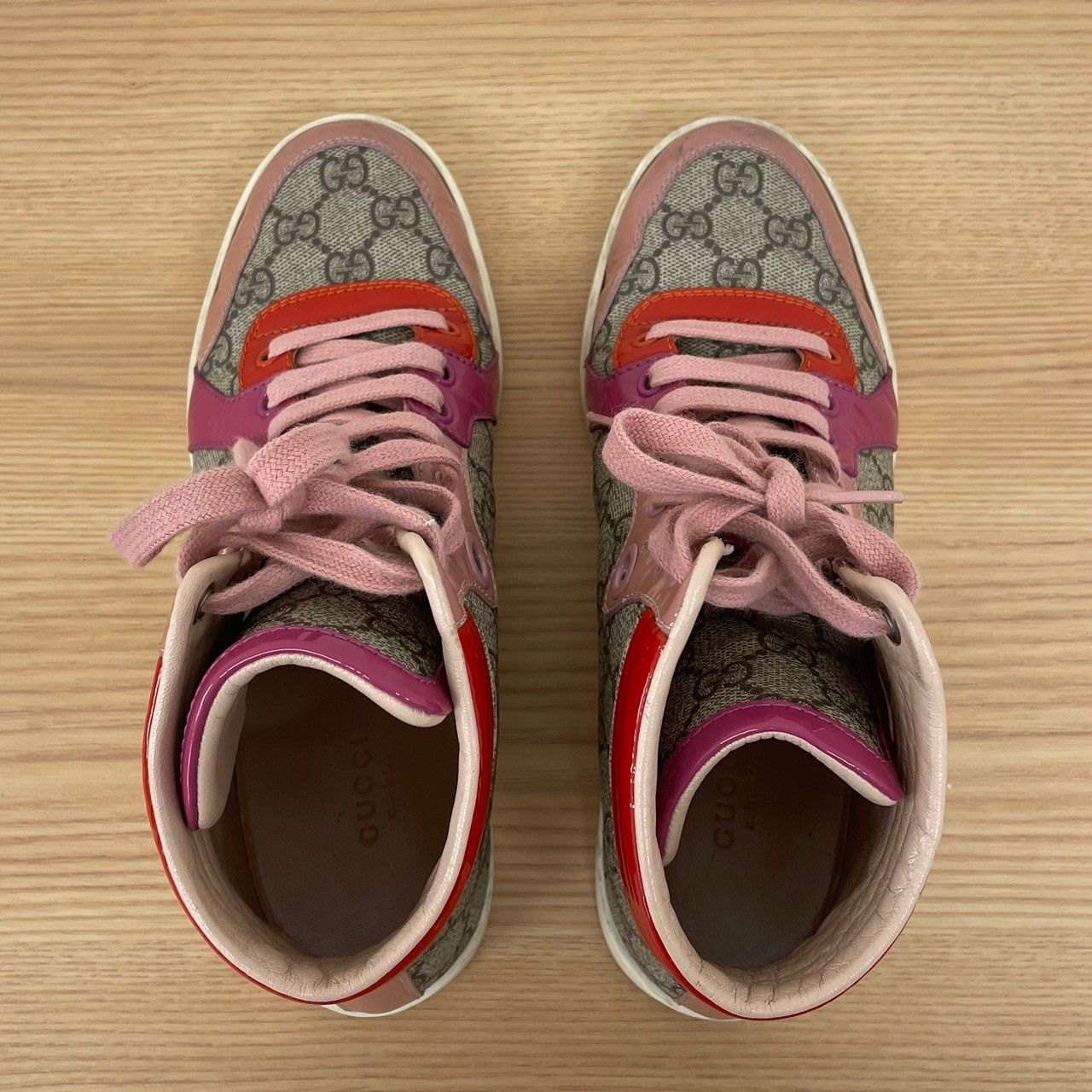 ♪ GUCCI グッチ 404937 ggスプリーム ハイカットスニーカー ブラウン