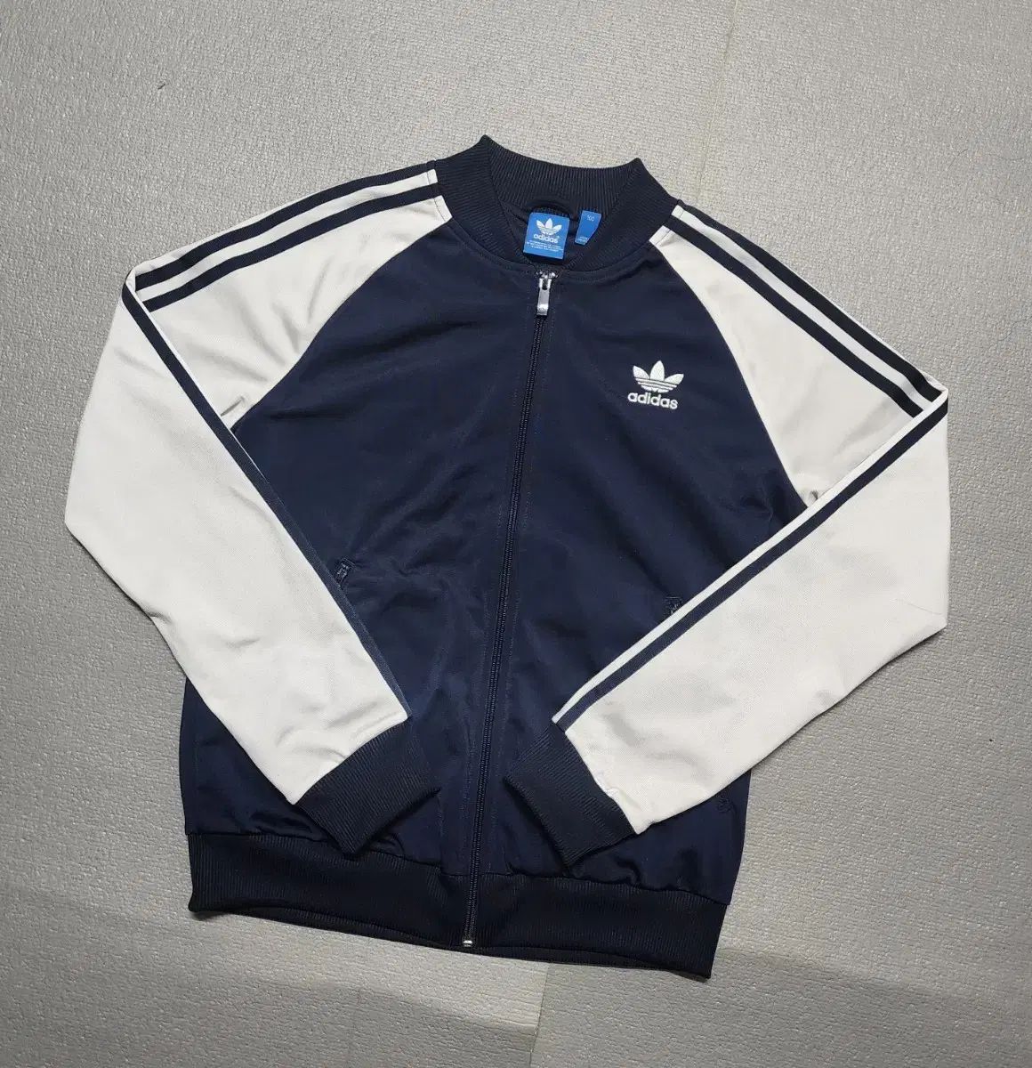 アディダス Super Girl バッグ レオパードロゴ ジャージ トラックジャージ ユニセックス