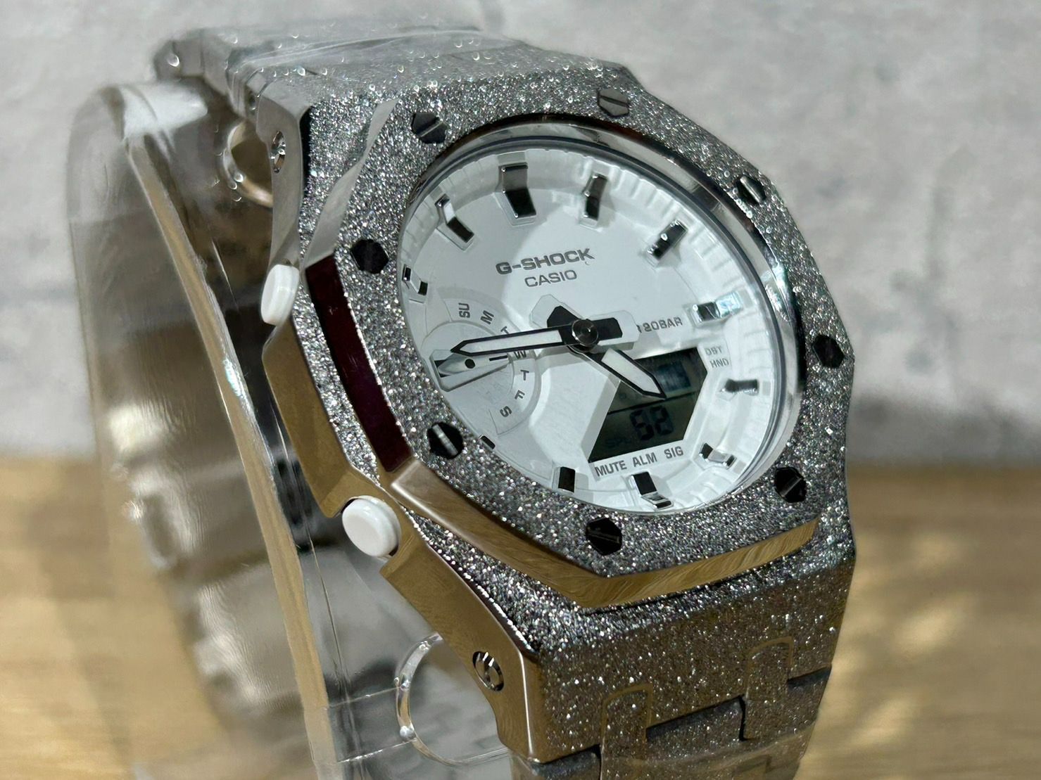 付属品あり 美品 G-SHOCK フロステッドシルバー 腕時計 GA-2100 カシオ