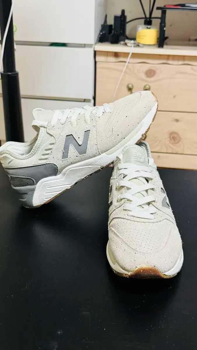 New Balance ニューバランス 009 スニーカーズ 235mm