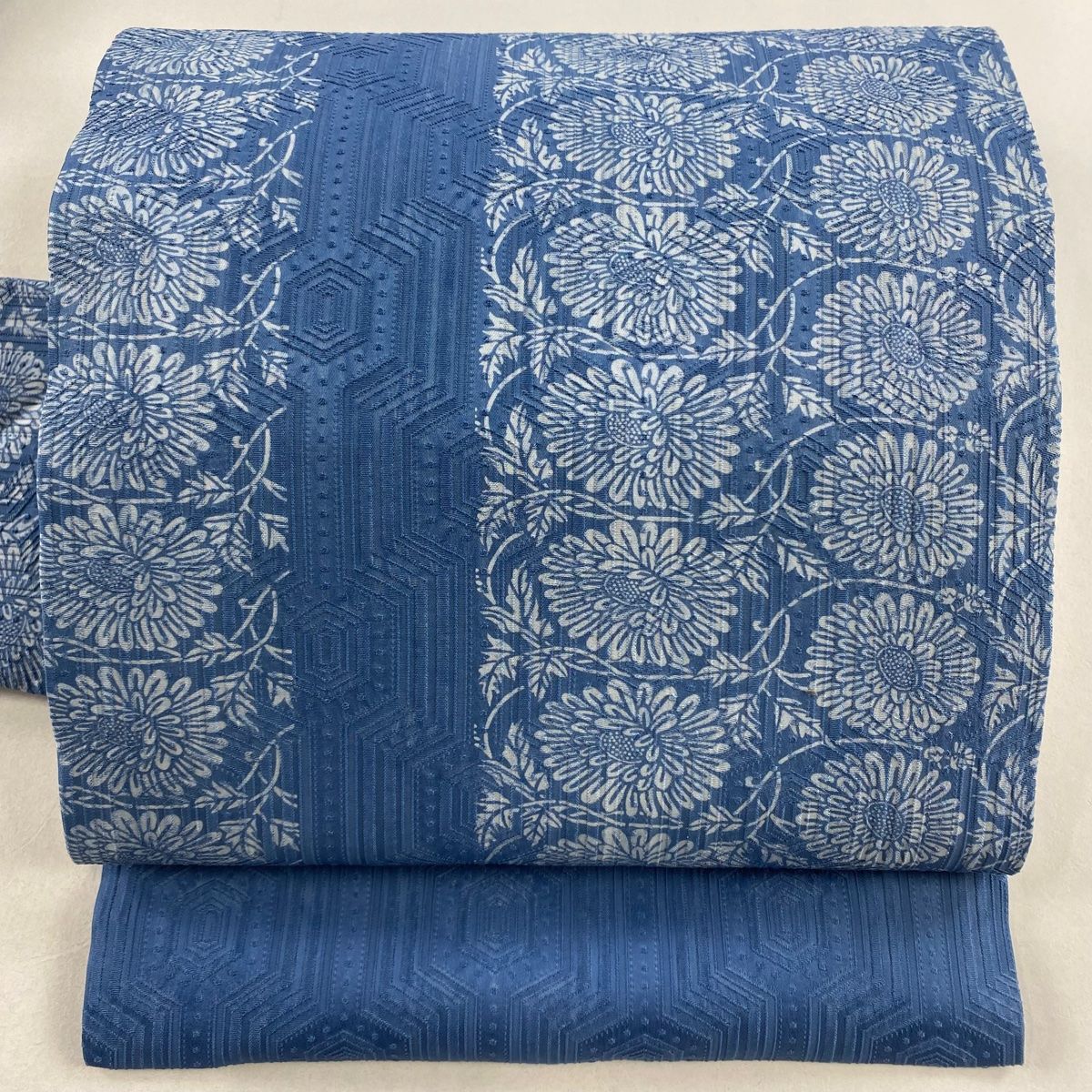 名古屋帯 秀品 菊唐草 青灰色 正絹