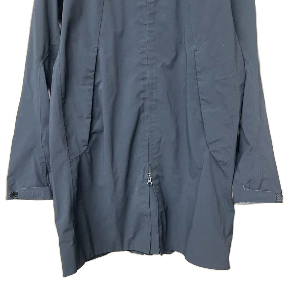 ナイロンコート