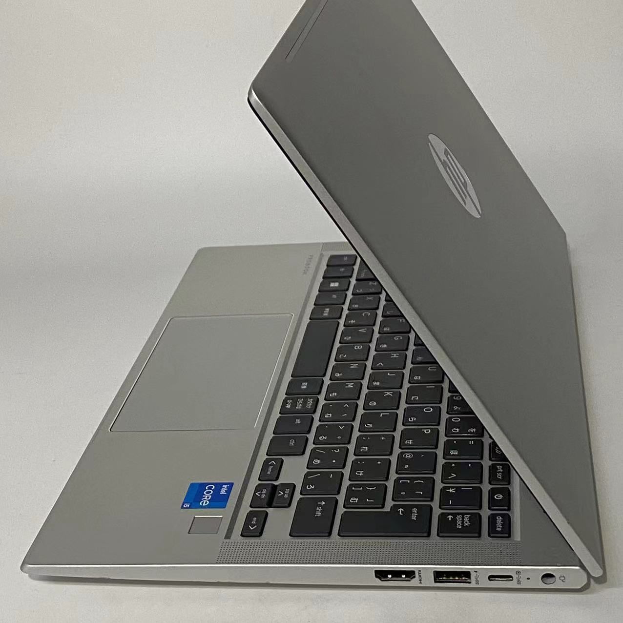 第11世代i5メモリ8G