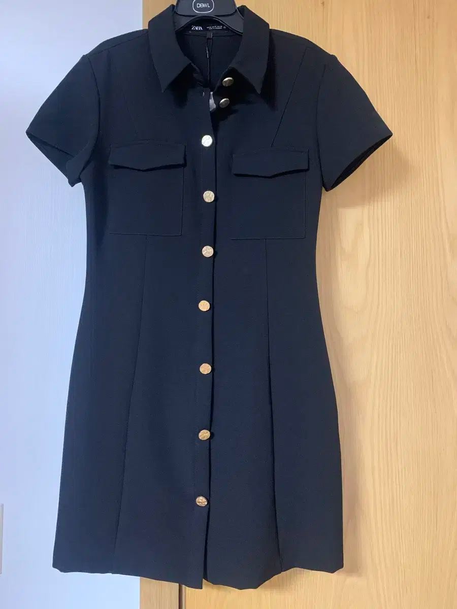 ZARA ザラ ブラックワンピース