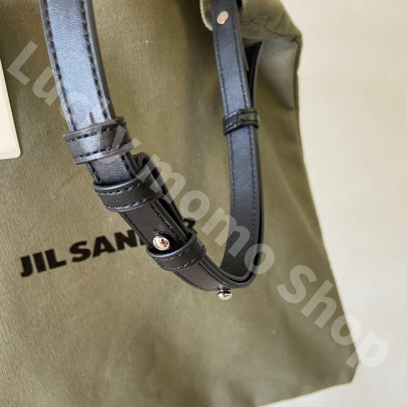 大人気 新品 JIL SANDER BAMBOO SHOPPER SQUARE ジルサンダー ファッション メンズ レディース バッグ バンブーハンドル ロゴプリント トートバッグ ハンドバッグ ショルダーバッグ アーミーグリーン