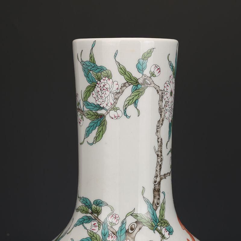 清乾隆粉彩福寿九桃天球瓶 陶磁器 景徳鎮 装飾品 現代工芸品 美術品 置物 清乾隆粉彩福寿九桃天球瓶 景徳鎮 陶磁器 装飾品 現代