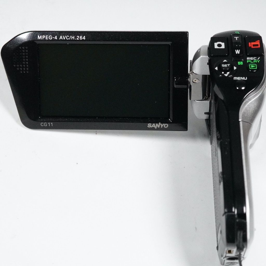 SANYOサンヨー Xacti DMX-CG11 本体 DMX-CG11: Sanyo rolls out new 720p Xacti camcorder with Eye