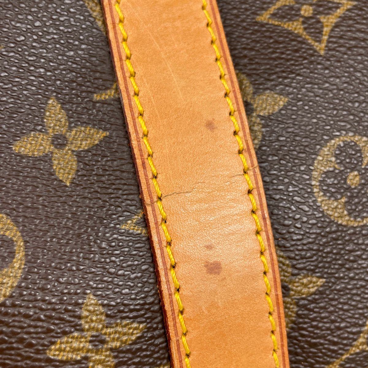 Vuitton キーポル