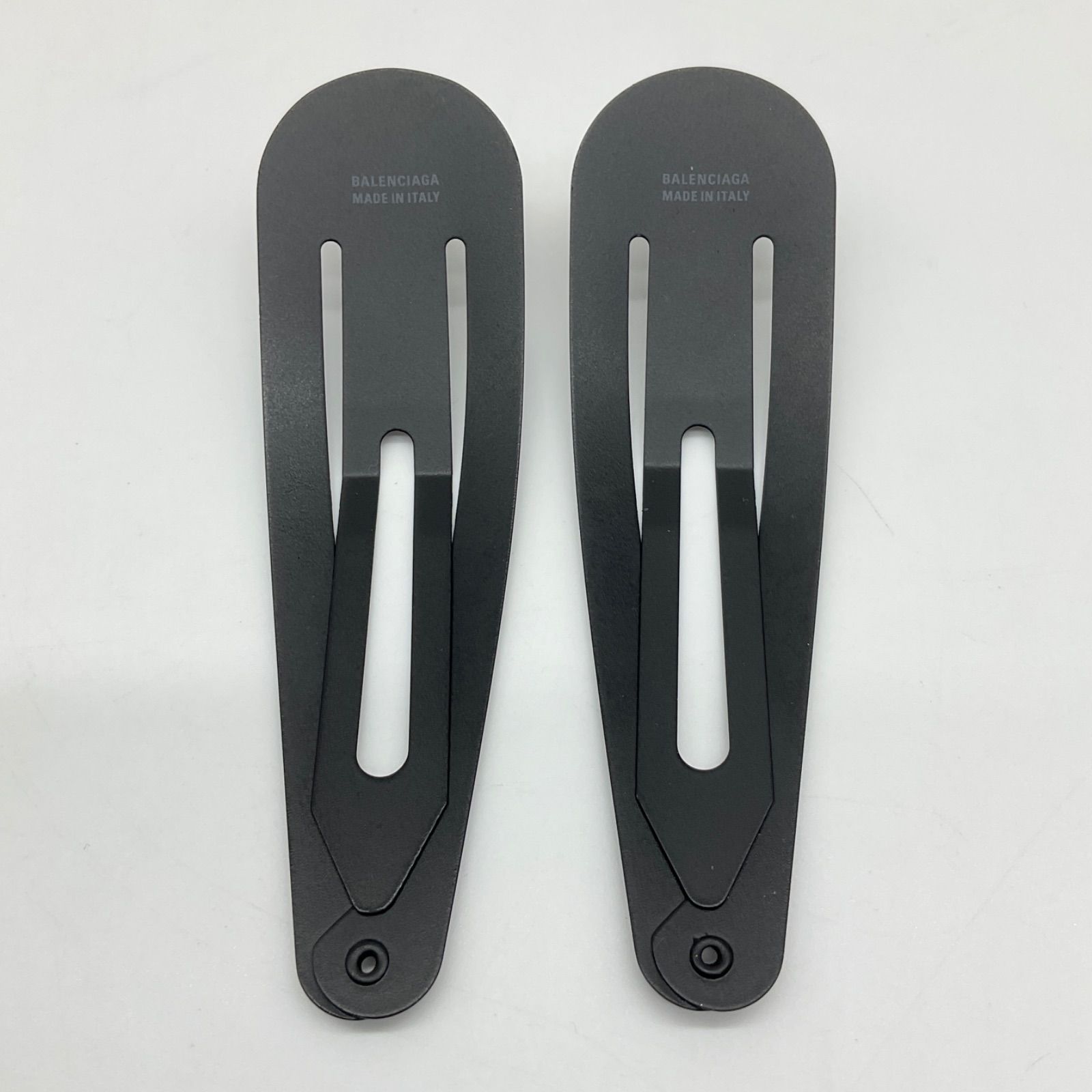 ○BALENCIAGA バレンシアガ ヘアクリップ ヘアアクセサリー バレッタ