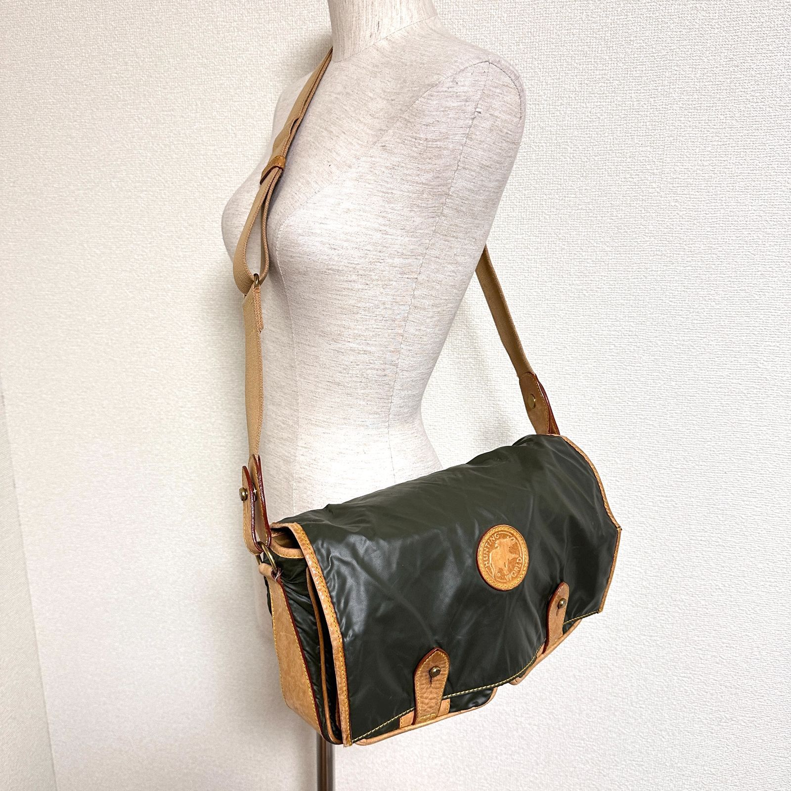 T09/120美品HUNTINGWORLDハンティングワールドバチュークロス 楽天市場】【HUNTING WORLD】ハンティングワールド バチュークロス