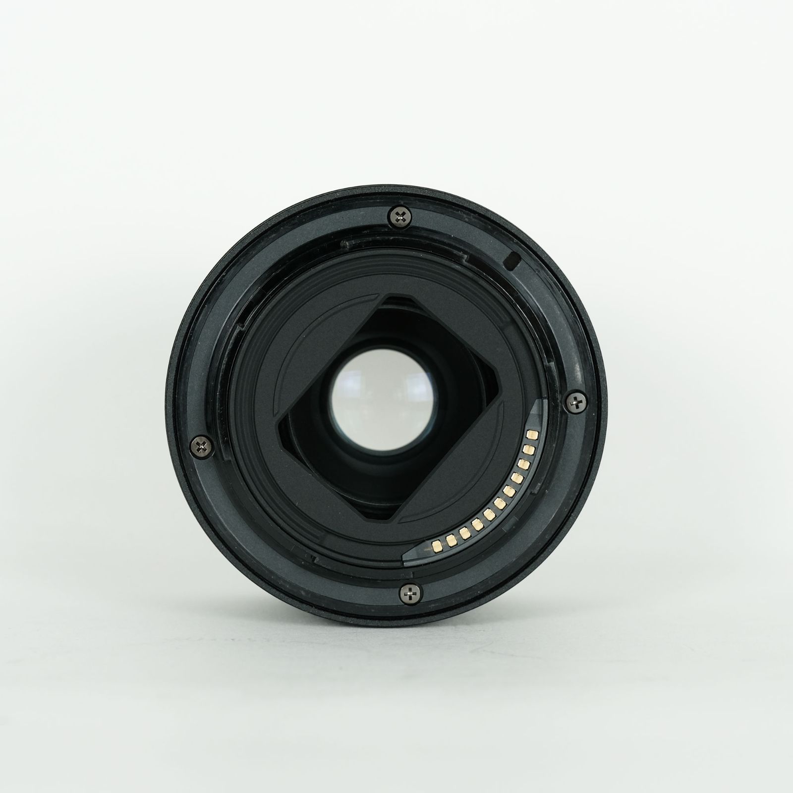 NIKKOR Z 40mm f/2 レンズ + ARCREST II フィルター NIKKOR Z 40mm f/2（SE） - 関連製品 | NIKKORレンズ | ニコン