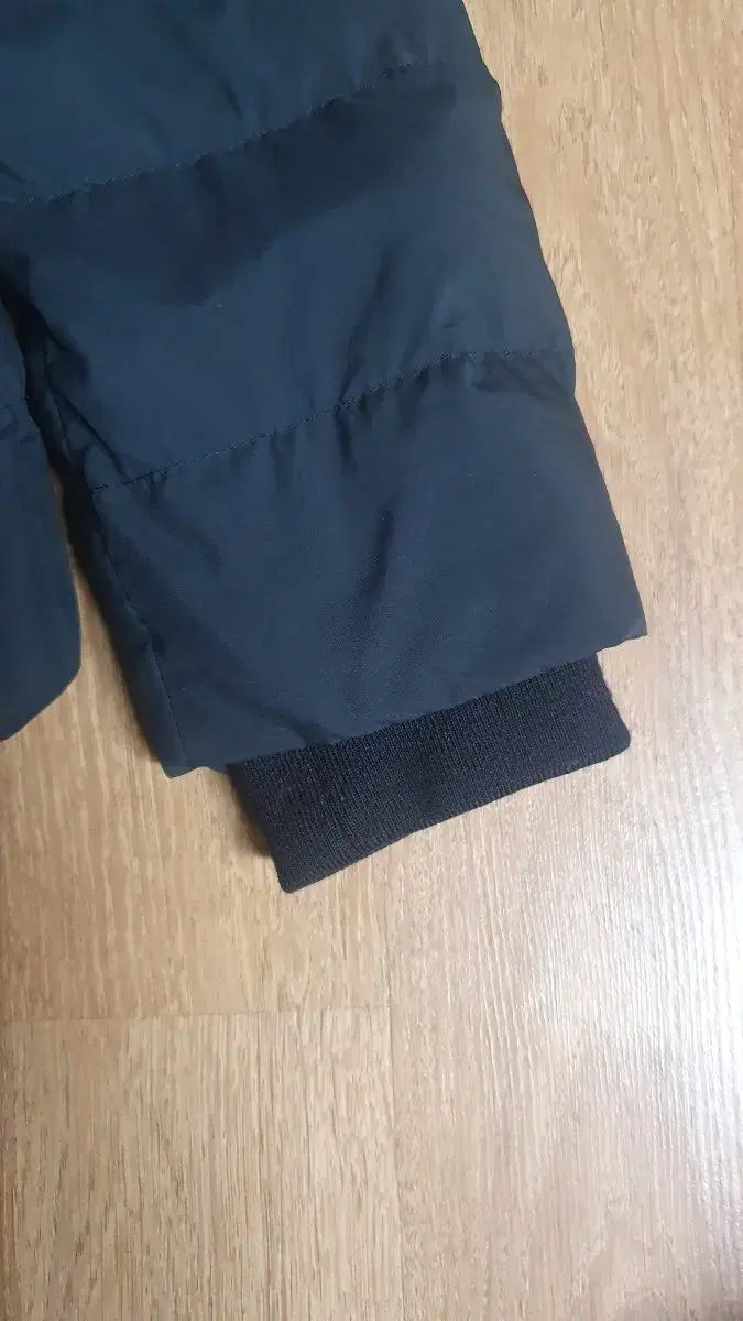 ワイドアングルジャンパー 100