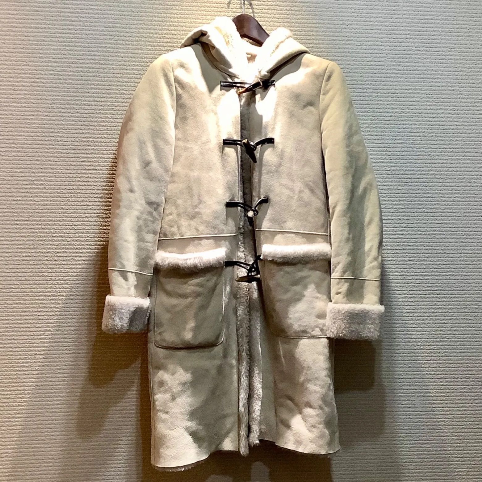 エンメティ EMMETI 羊革 ムートンコート ダッフルコート ロングコート 本革 ボア ファー ベージュ 36 レディース H14|T220