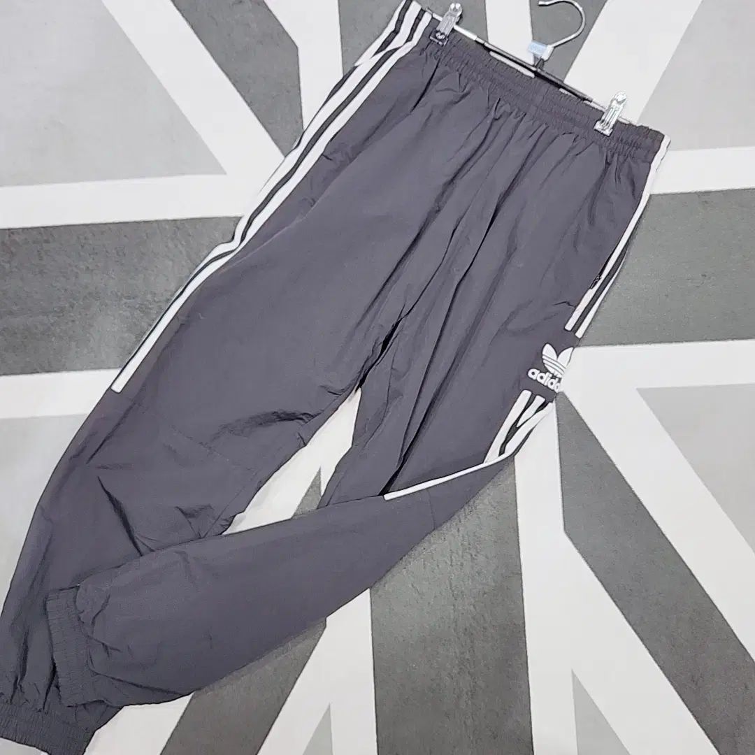 adidas(アディダス) シャカシャカ素材 パンツ L