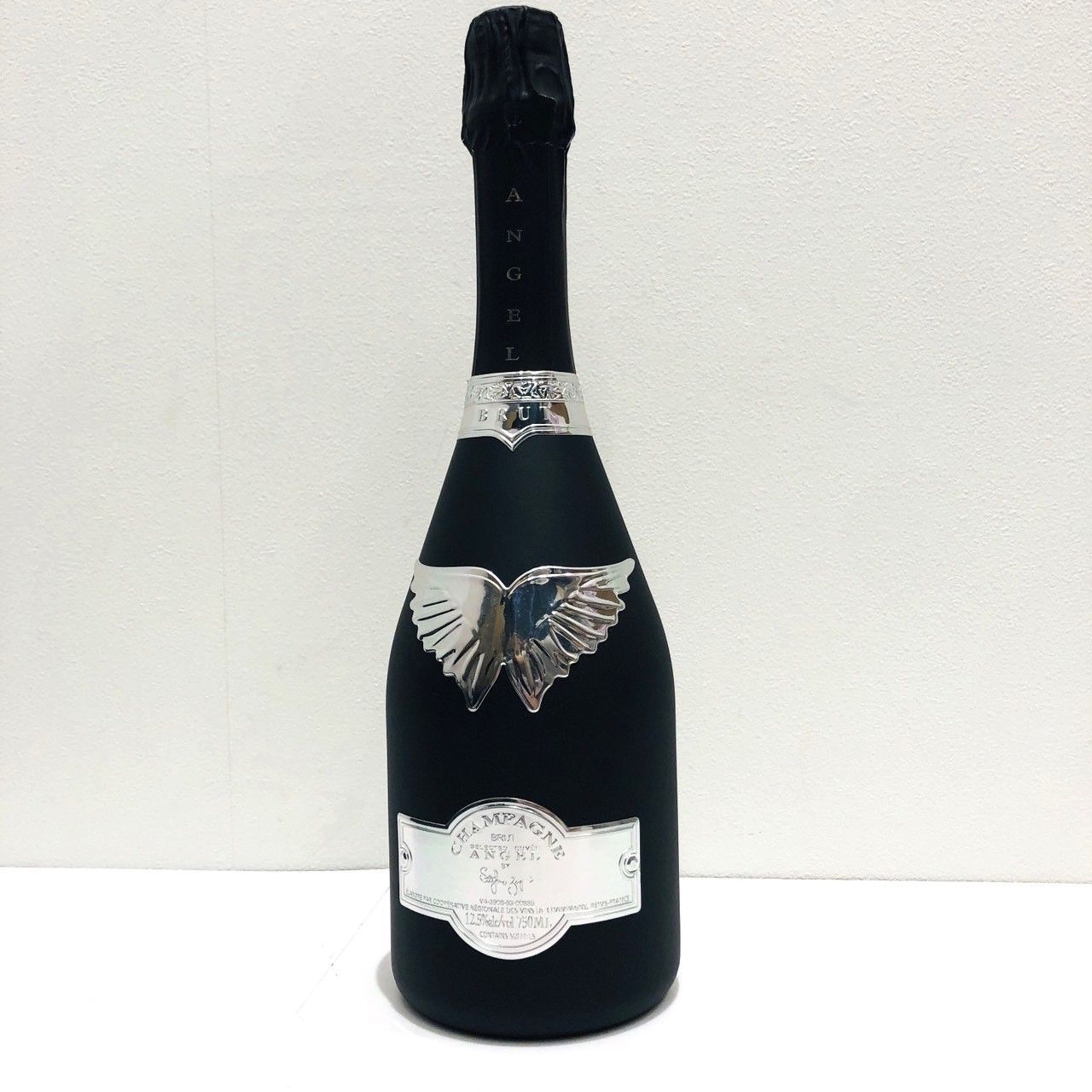 新品未使用 エンジェル シャンパン ブラック レザー Amazon.co.jp: ANGEL CHAMPAGNE NV Brut Black 5th Anniversary in