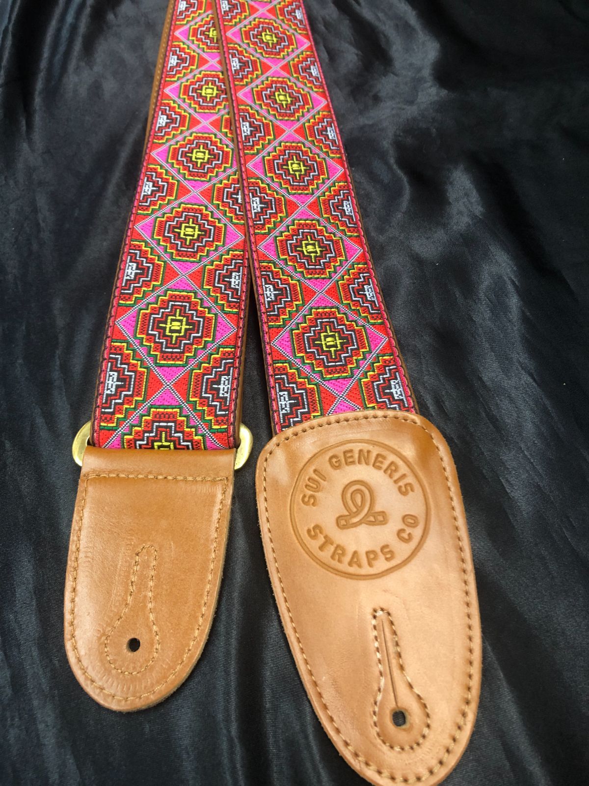 Sui Generis Strap | Woven - Embroidry Series RUE | ハンドメイド 手織り刺繍ギターストラップ