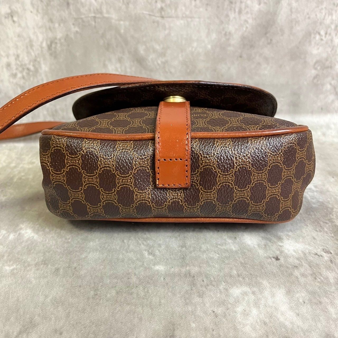 美品 CELINE 化粧ポーチ バニティバッグチェーン マカダム 美品 CELINE 化粧ポーチ バニティバッグチェーン マカダム