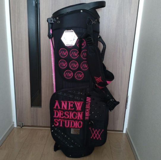 新品 ANEWゴルフ スタンドキャディバッグ ブラック×ピンク - メルカリ