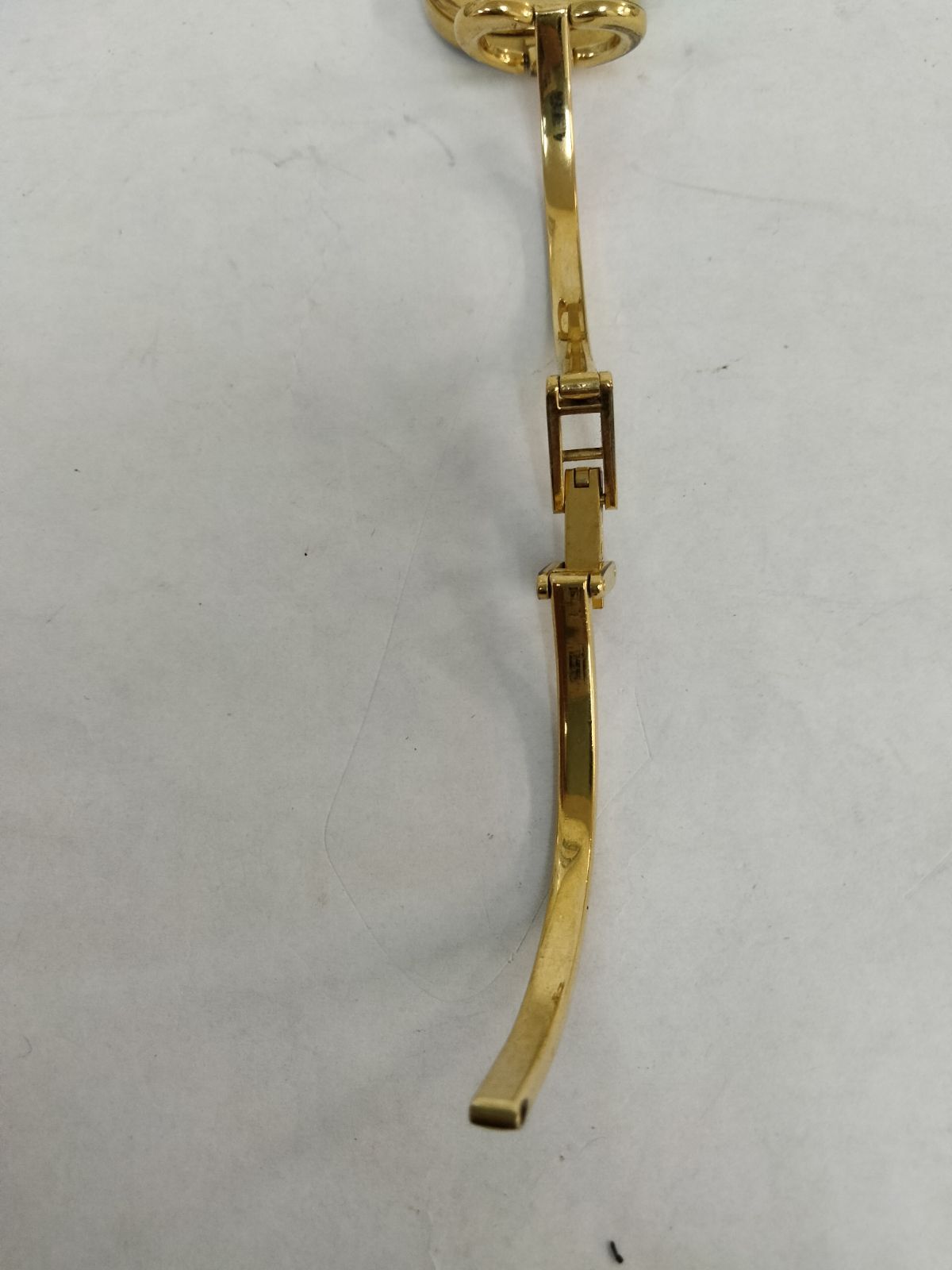 ジャンク・美品・レディース・GUCCI・ゴールド・ブレスレットウォッチ・腕時計 ジャンク GUCCI レディース腕時計 2本 ゴールドブレスレット
