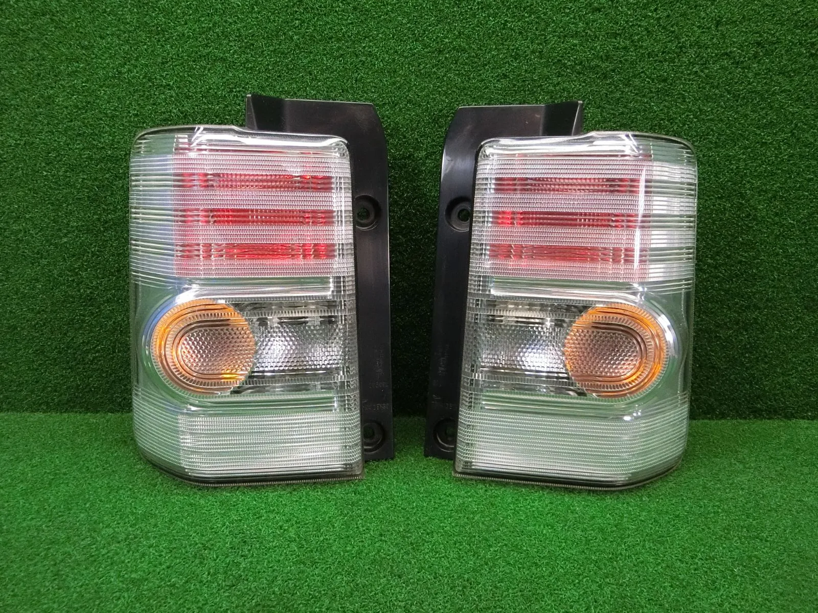 2025年最新】ムーヴコンテ テールランプの人気アイテム - メルカリ